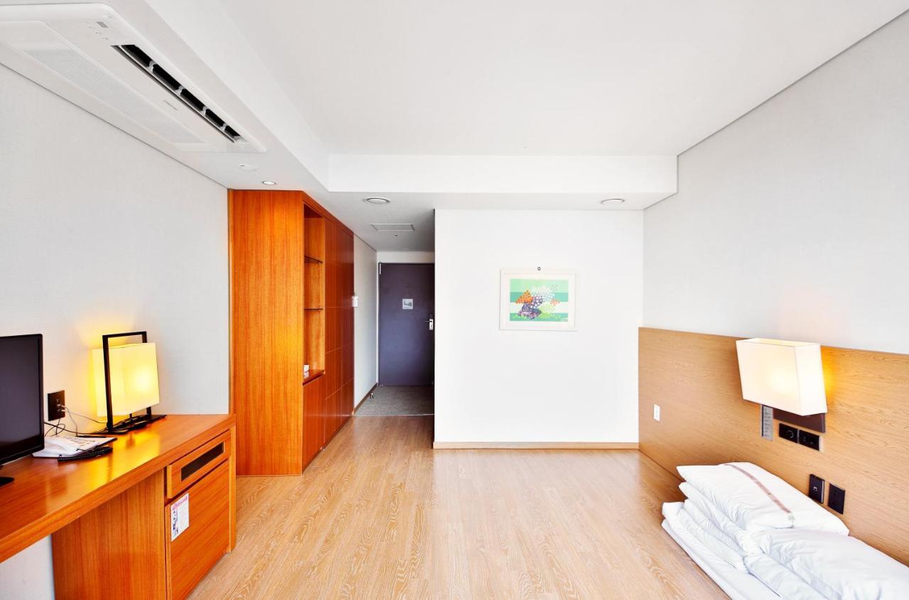 Bareve Hotel Seogwipo Extérieur photo