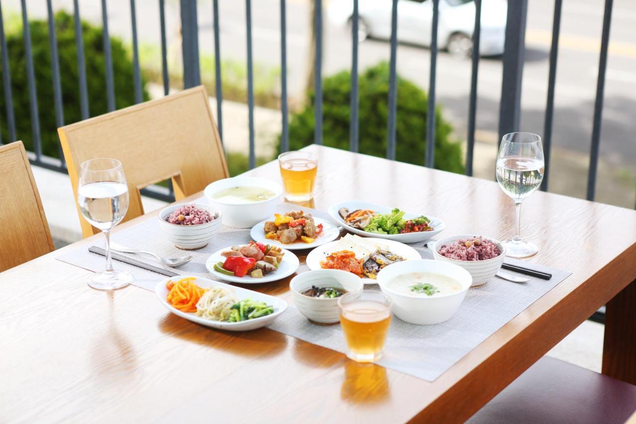 Bareve Hotel Seogwipo Extérieur photo